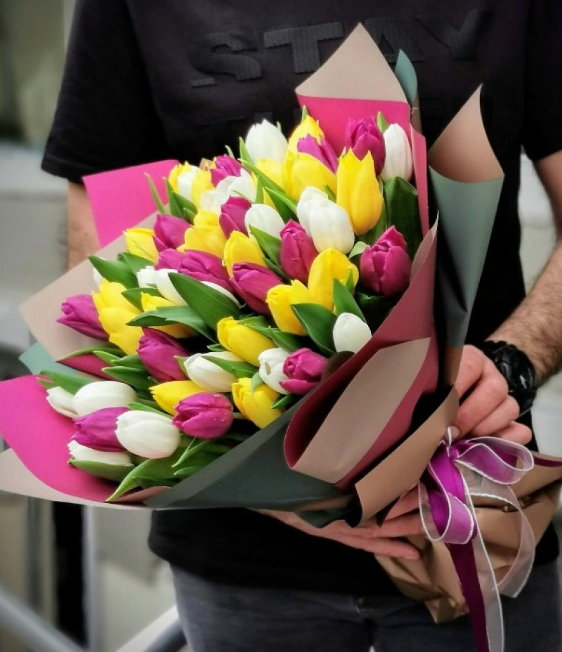 Colourful Tulip Era
