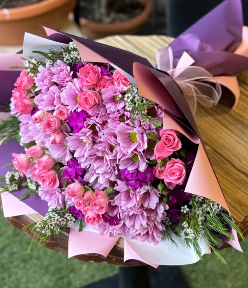 Pembe Papatya Çiçek Buketi