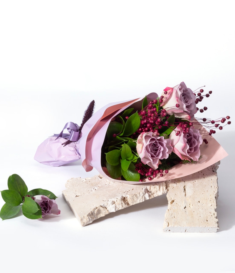 Lila Pembe Bukette 3 Lila Gül